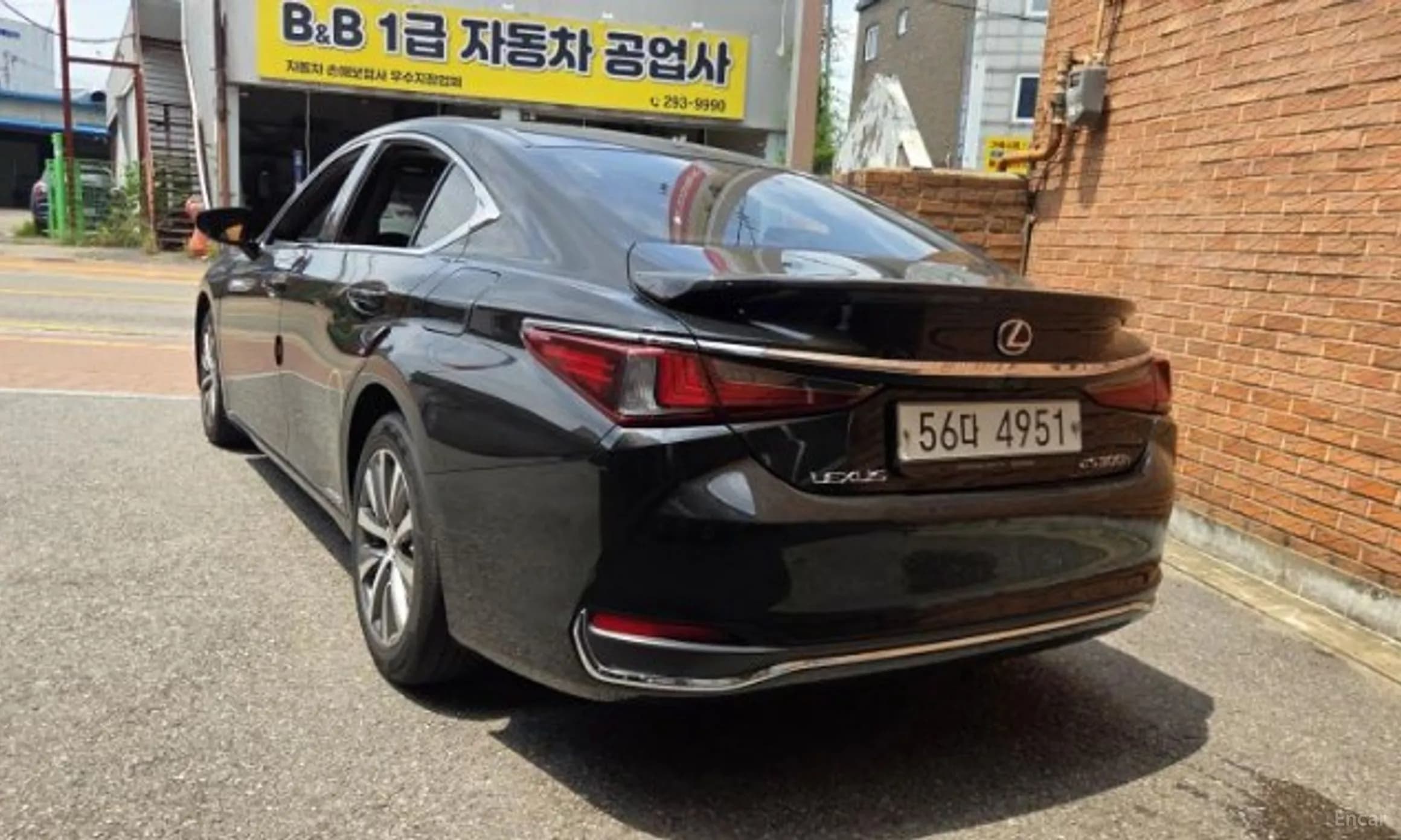ES300h 7th Generation