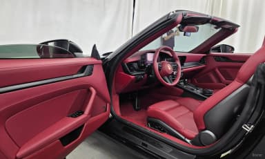 911 (992)