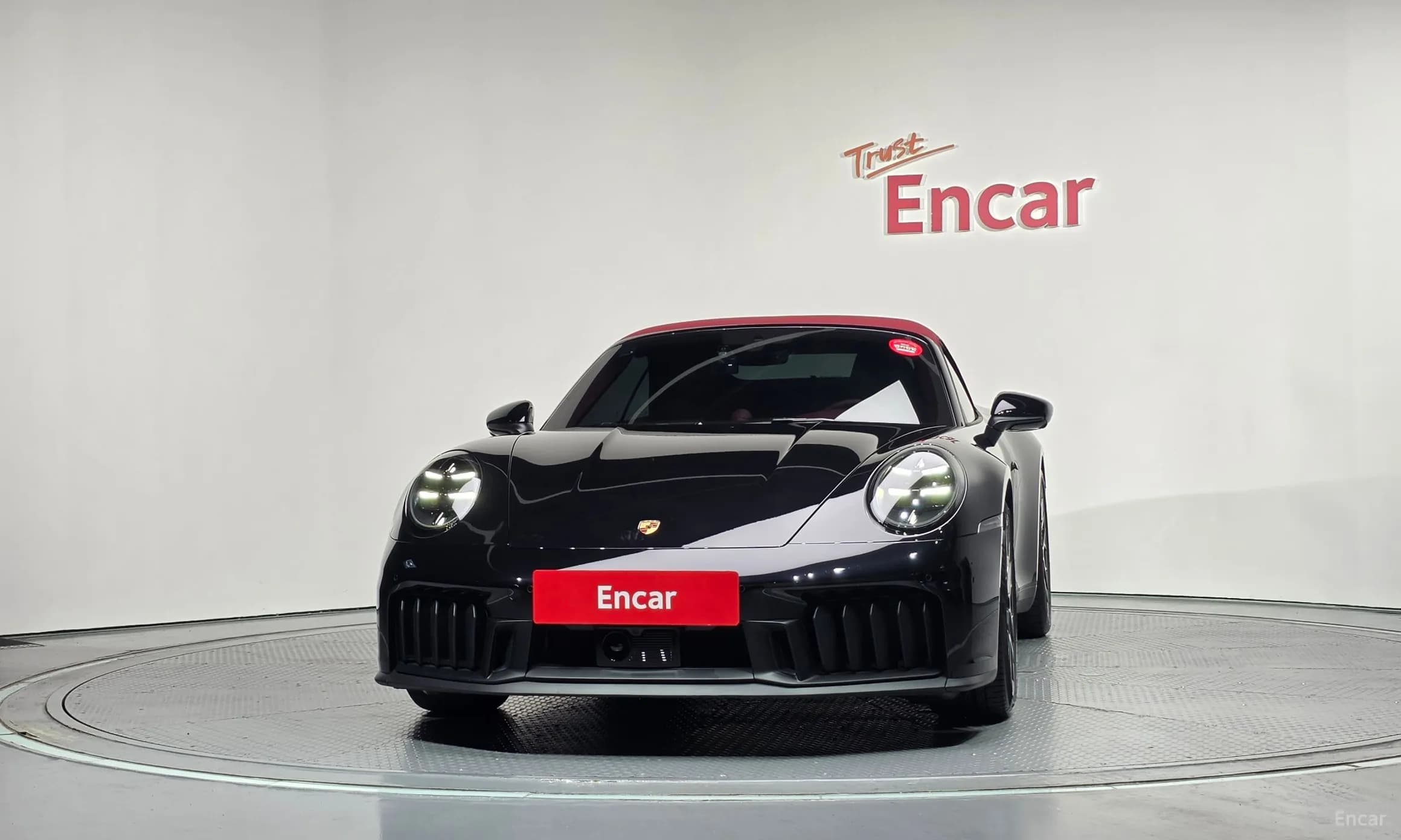911 (992)