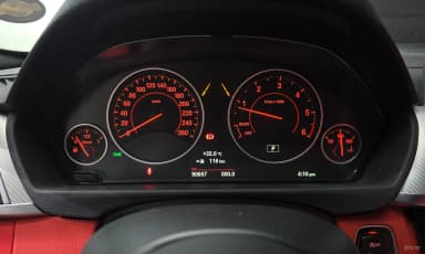 Series 4 (F32)