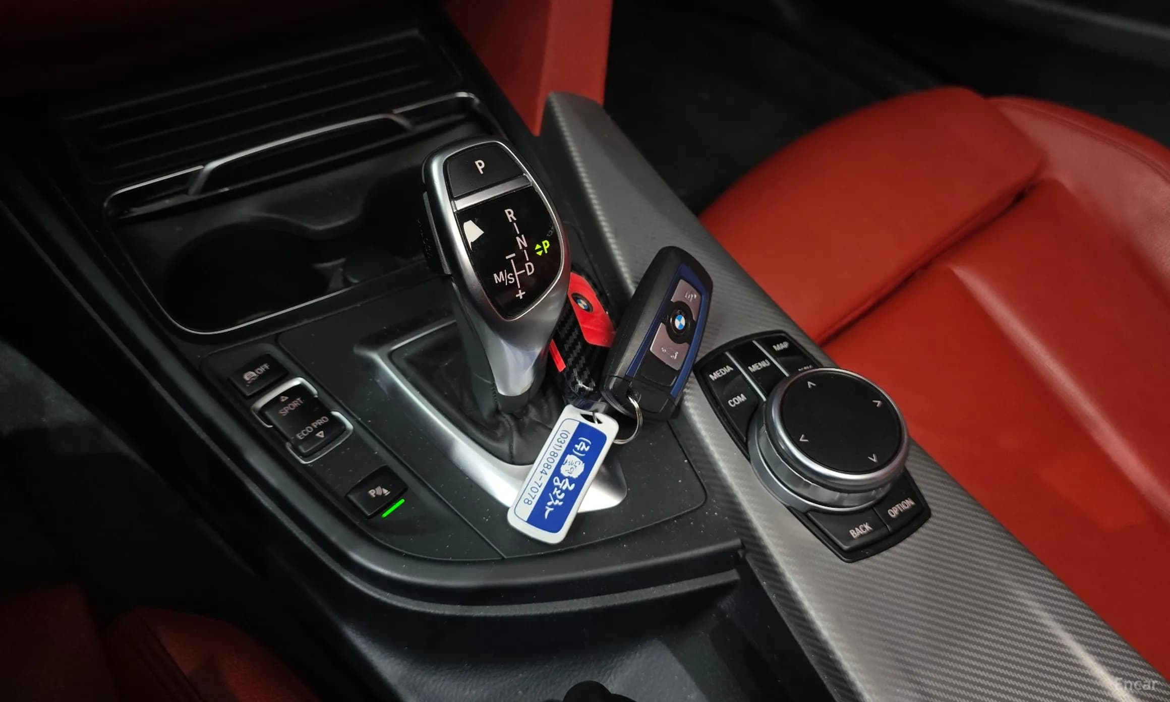 Series 4 (F32)