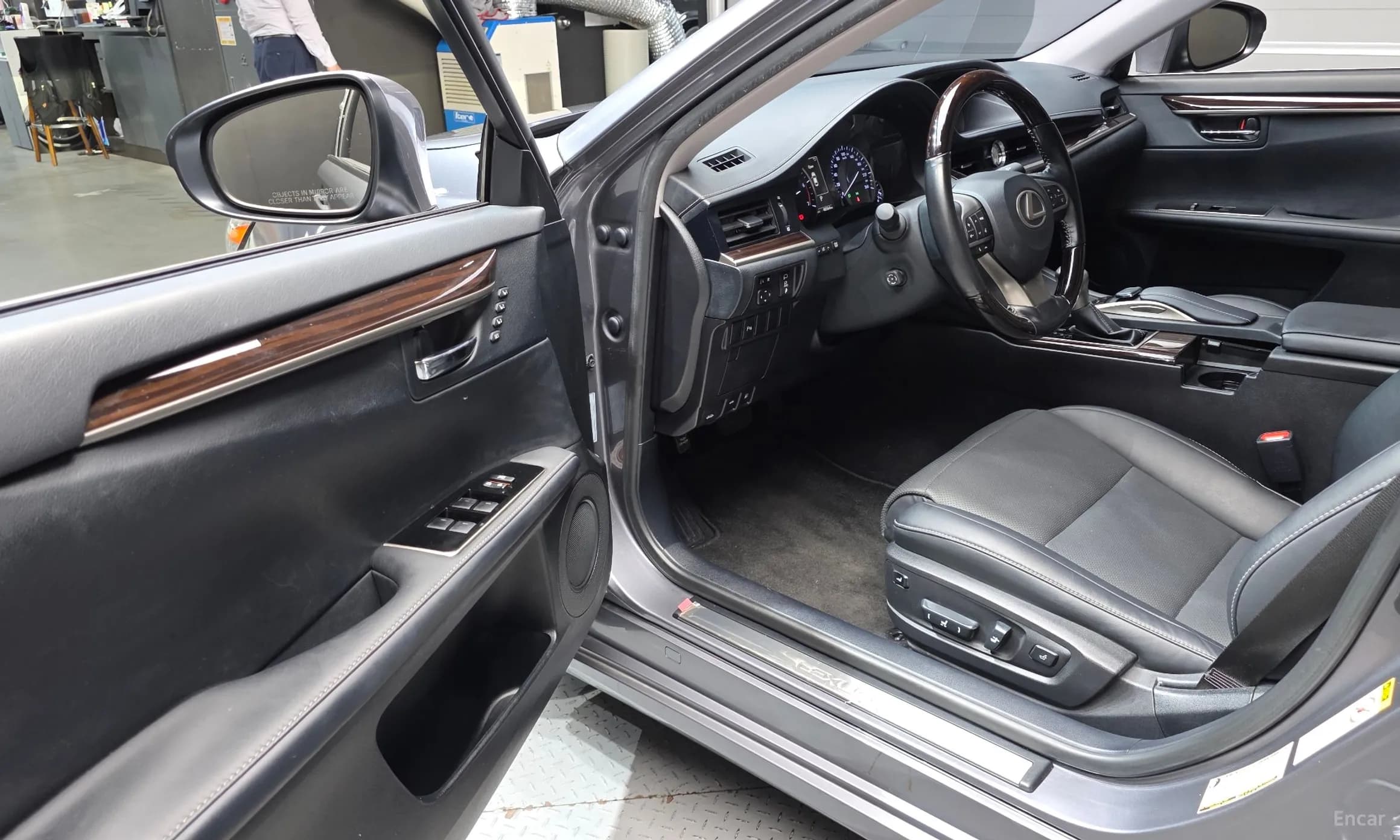 New ES350