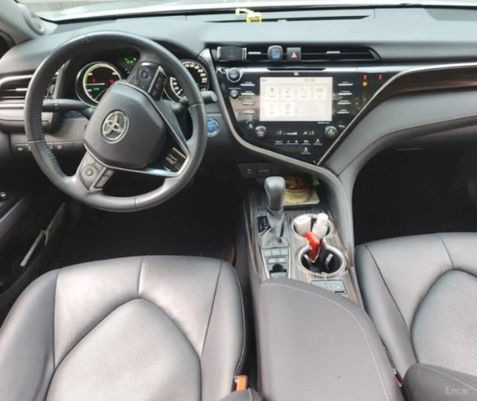 Camry (XV70)