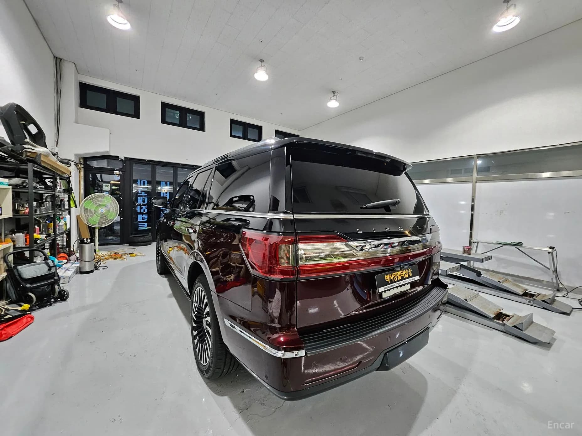 Navigator 4th generation