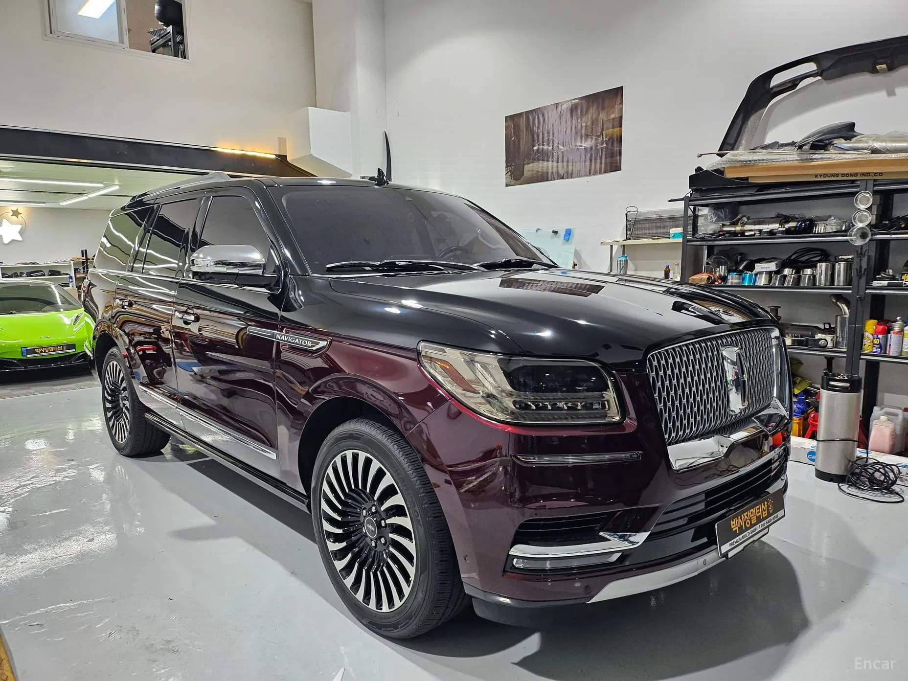 Navigator 4th generation