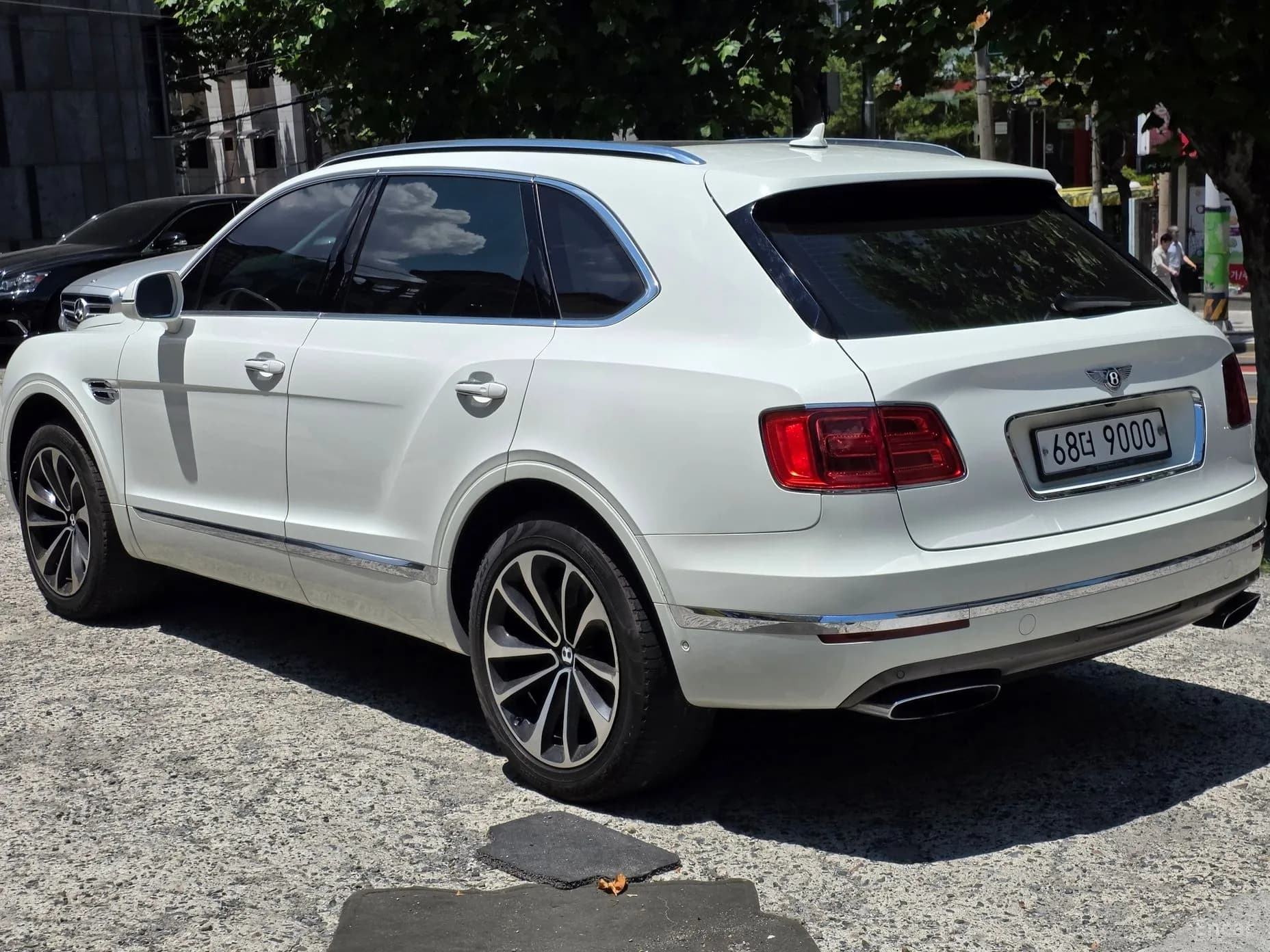 Bentayga