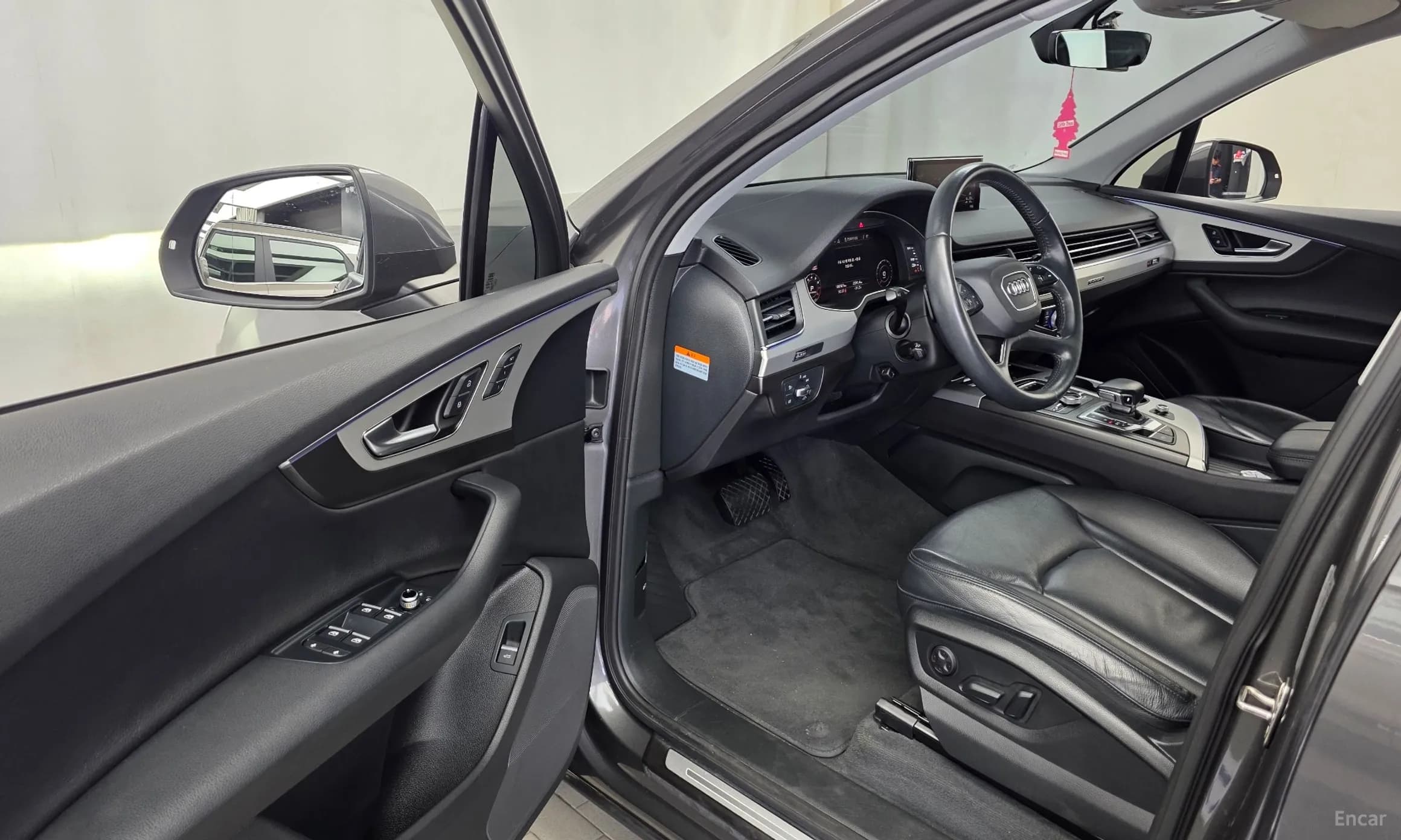 Q7 (4M)
