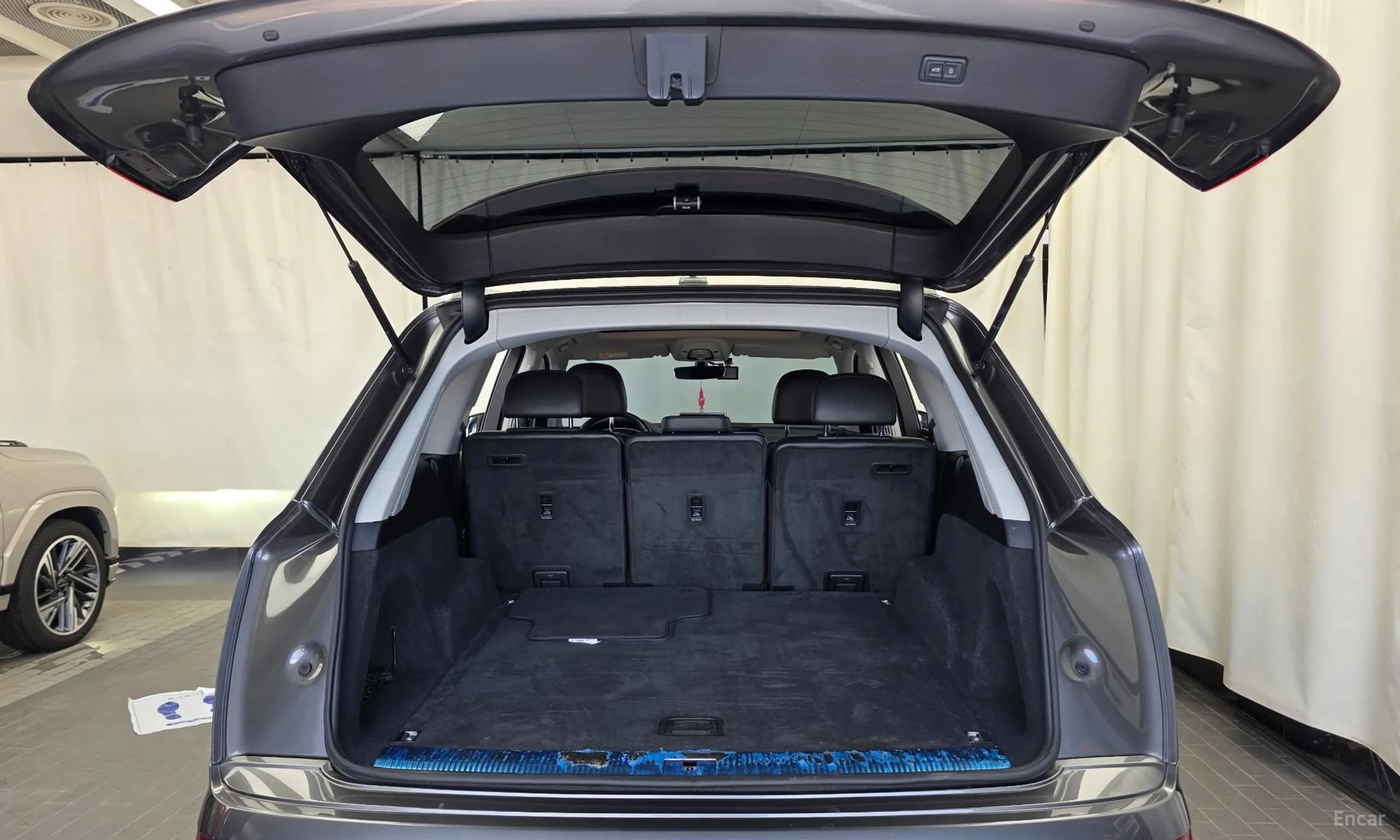 Q7 (4M)