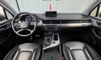 Q7 (4M)