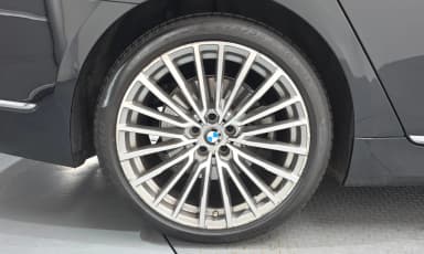 7 Series (G11)