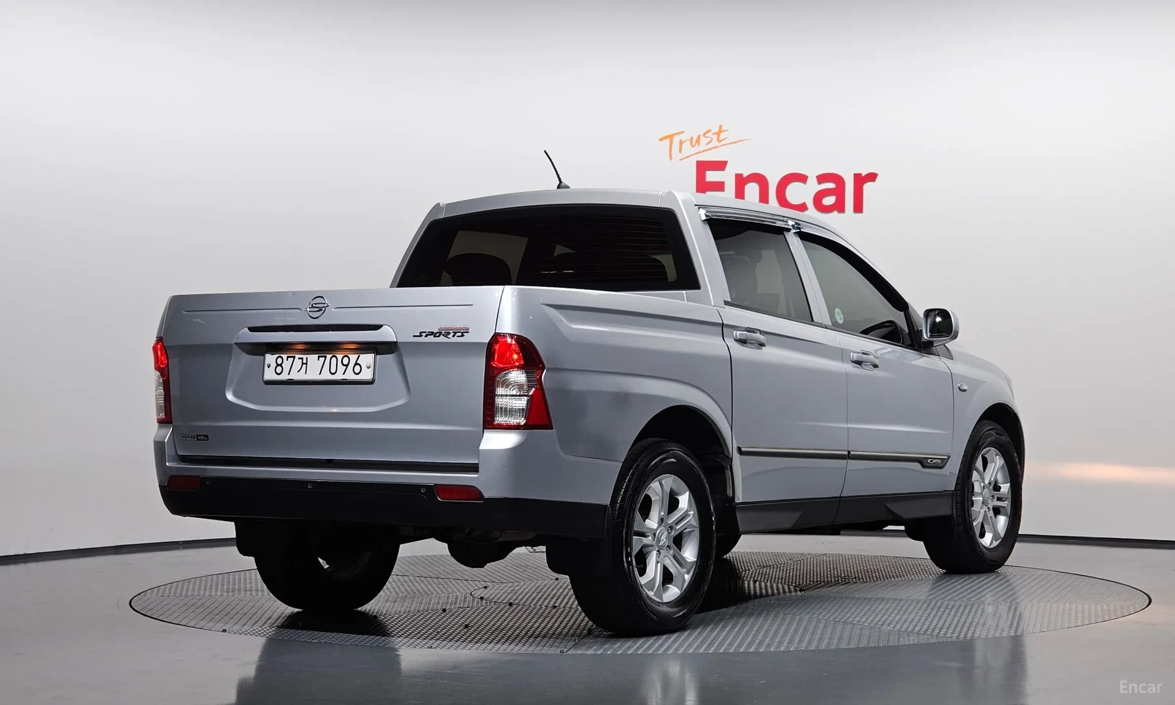Korando Sports
