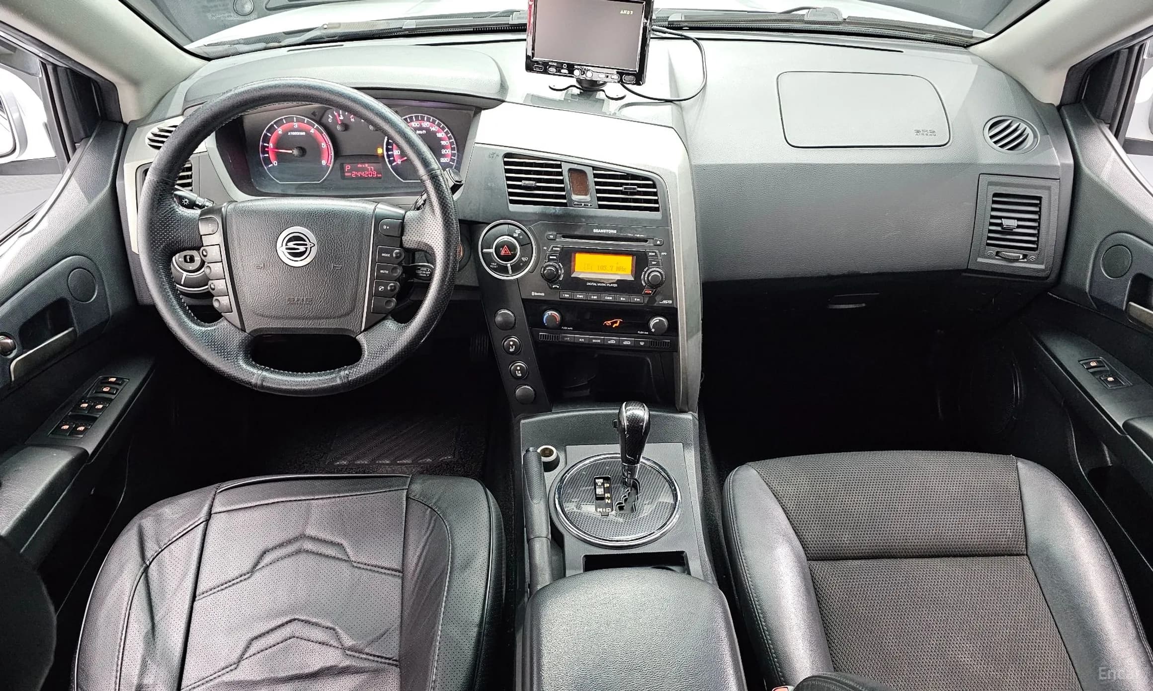 Korando Sports