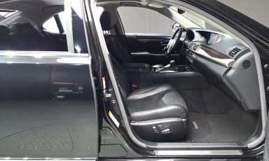 LS460