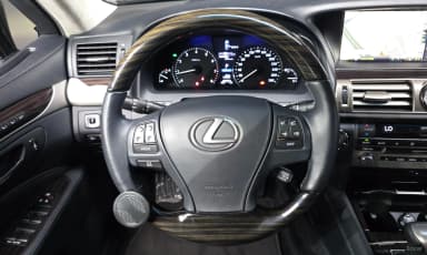 LS460