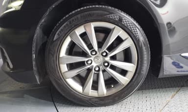 LS460