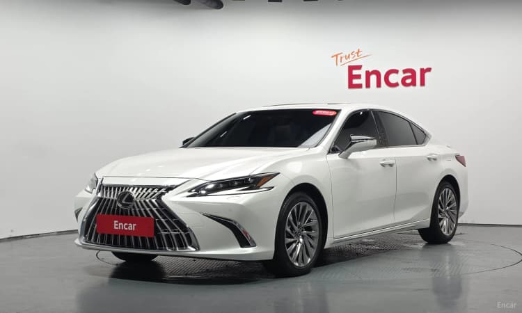 ES300h 7th Generation