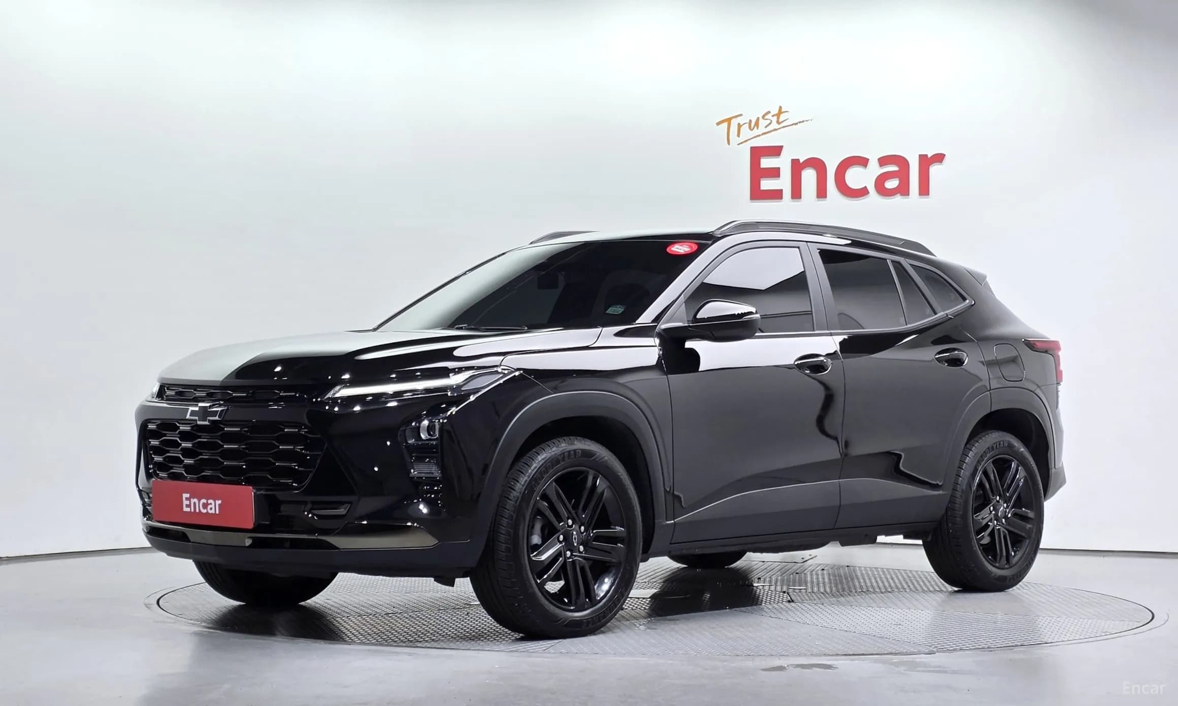 Trax Crossover