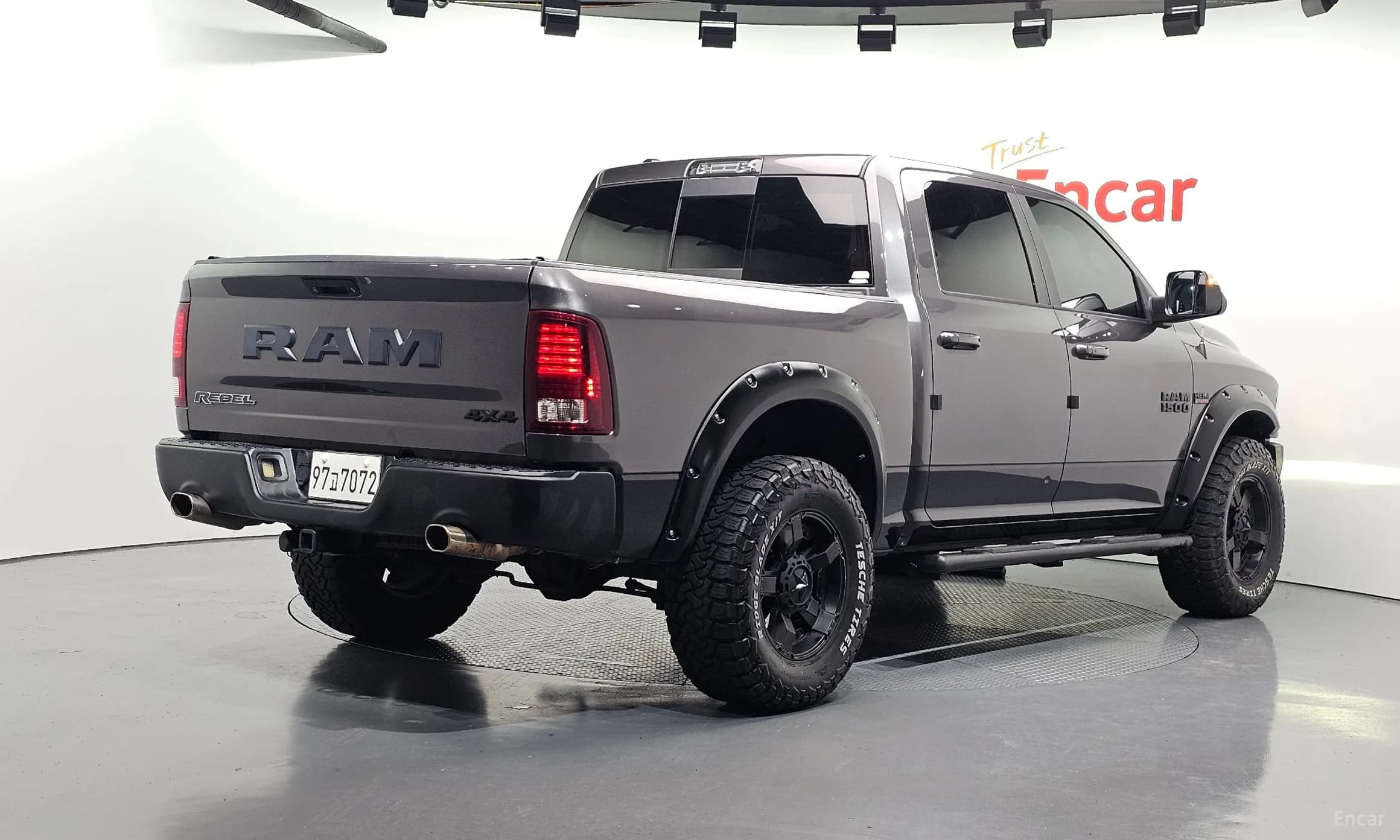 Lampickup