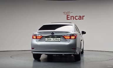 New ES300h