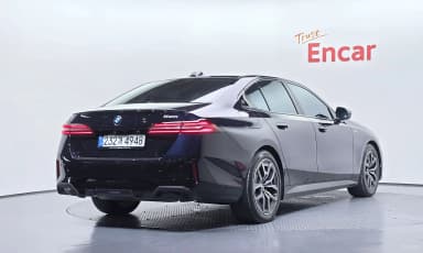 5 Series (G60)