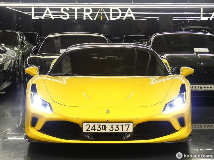 F8 Tributo