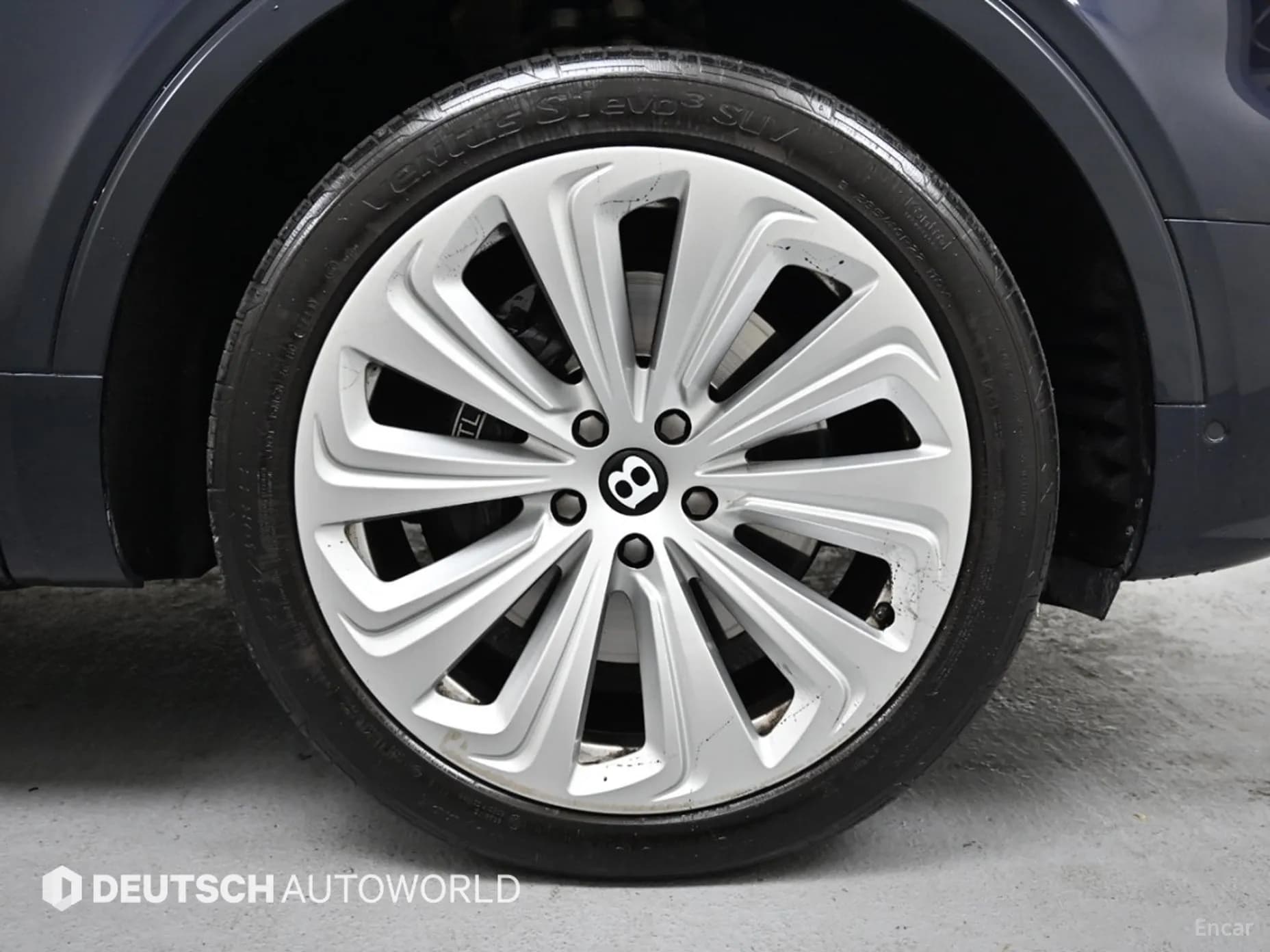 Bentayga