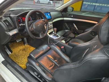 G37