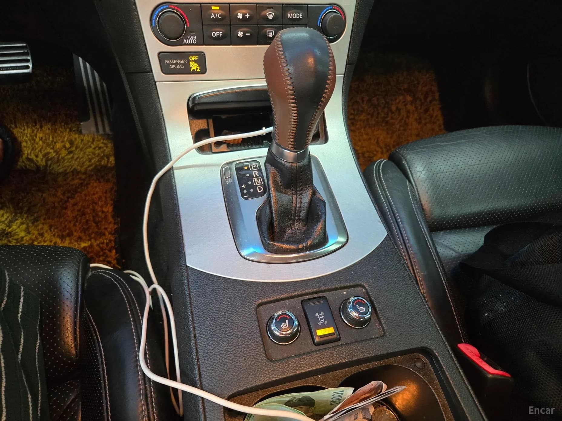 G37