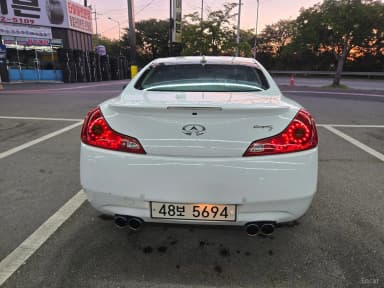 G37