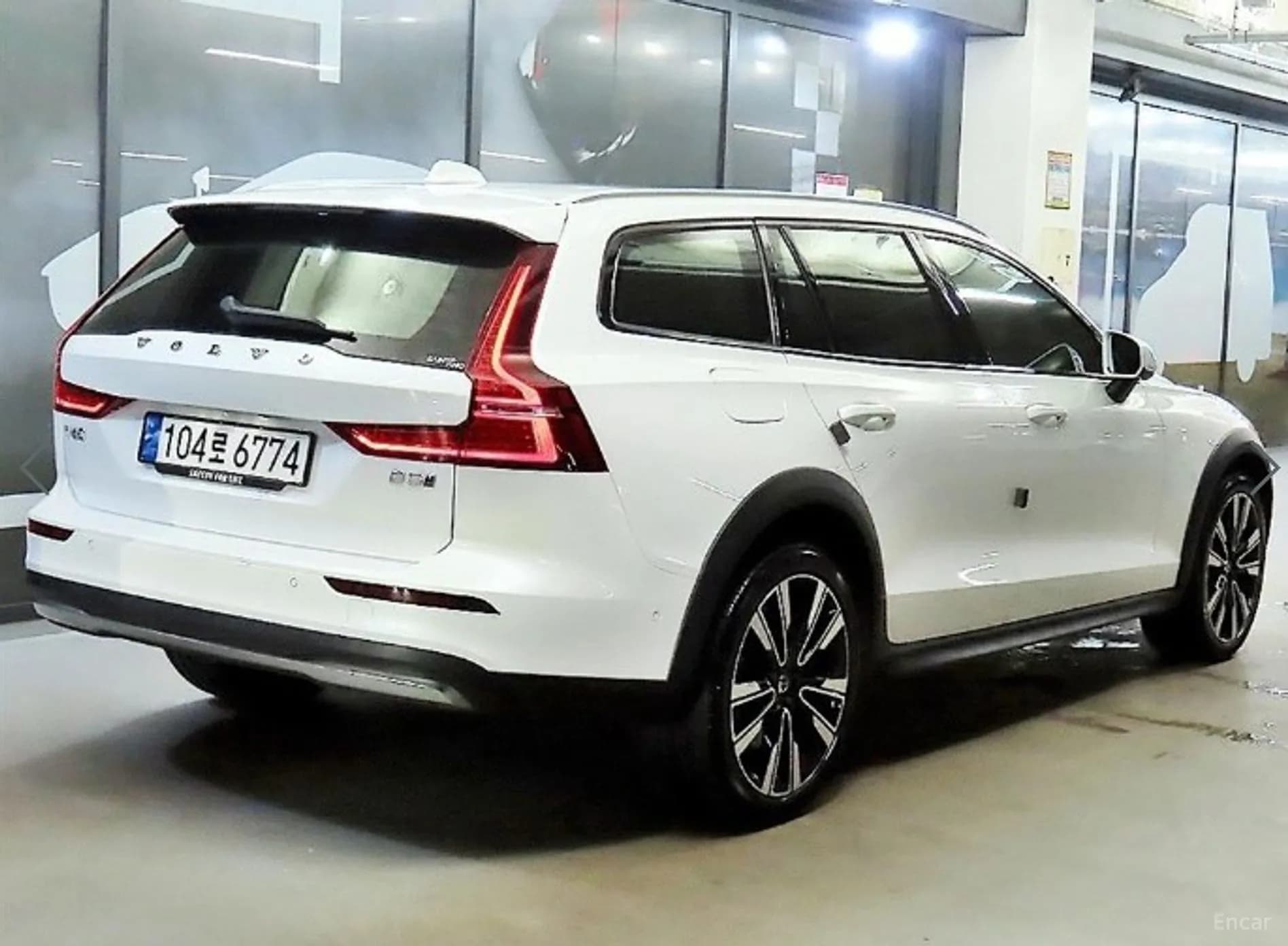 V60 Cross-Country 2nd Generation