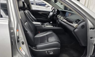 LS460