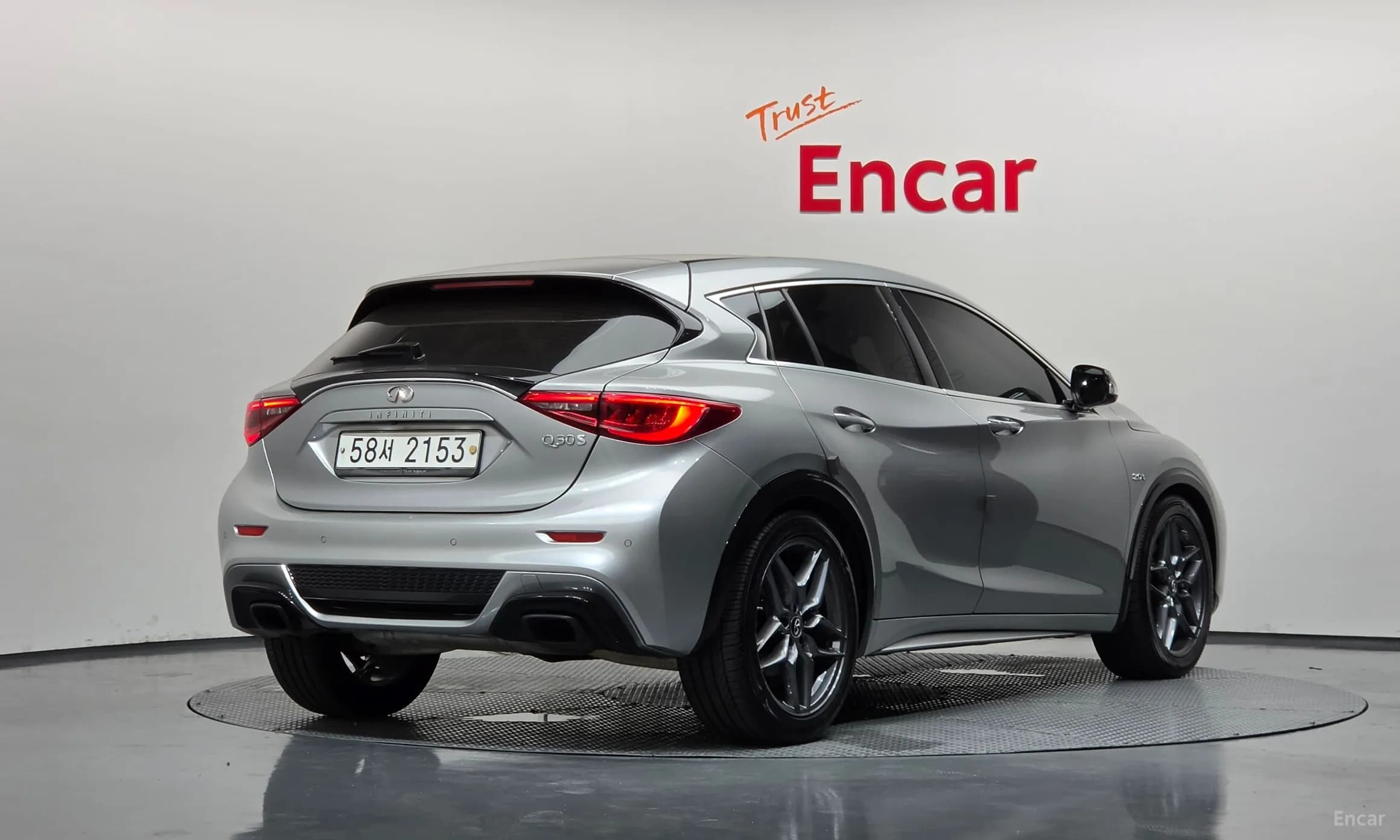 Q30