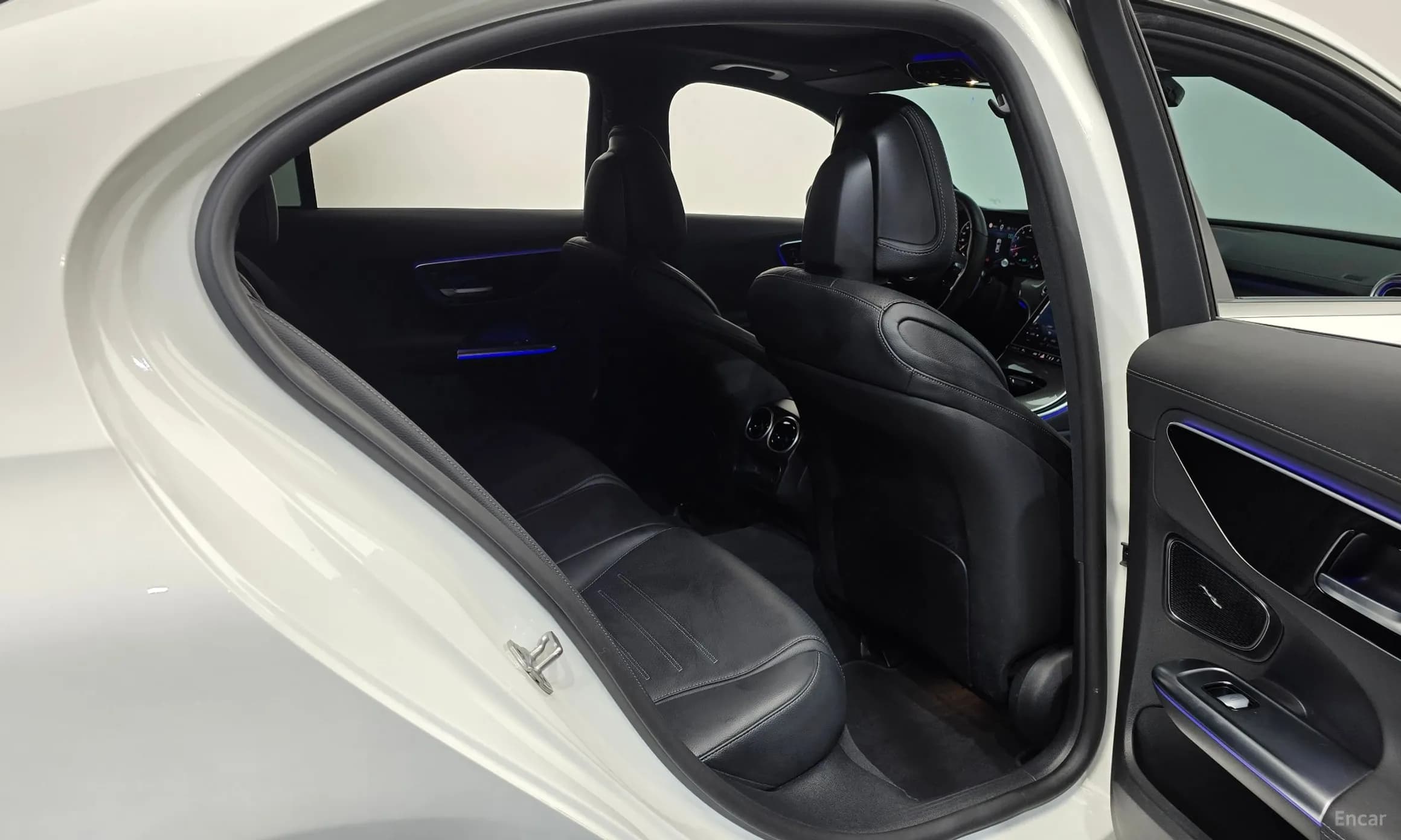 C-Class W206