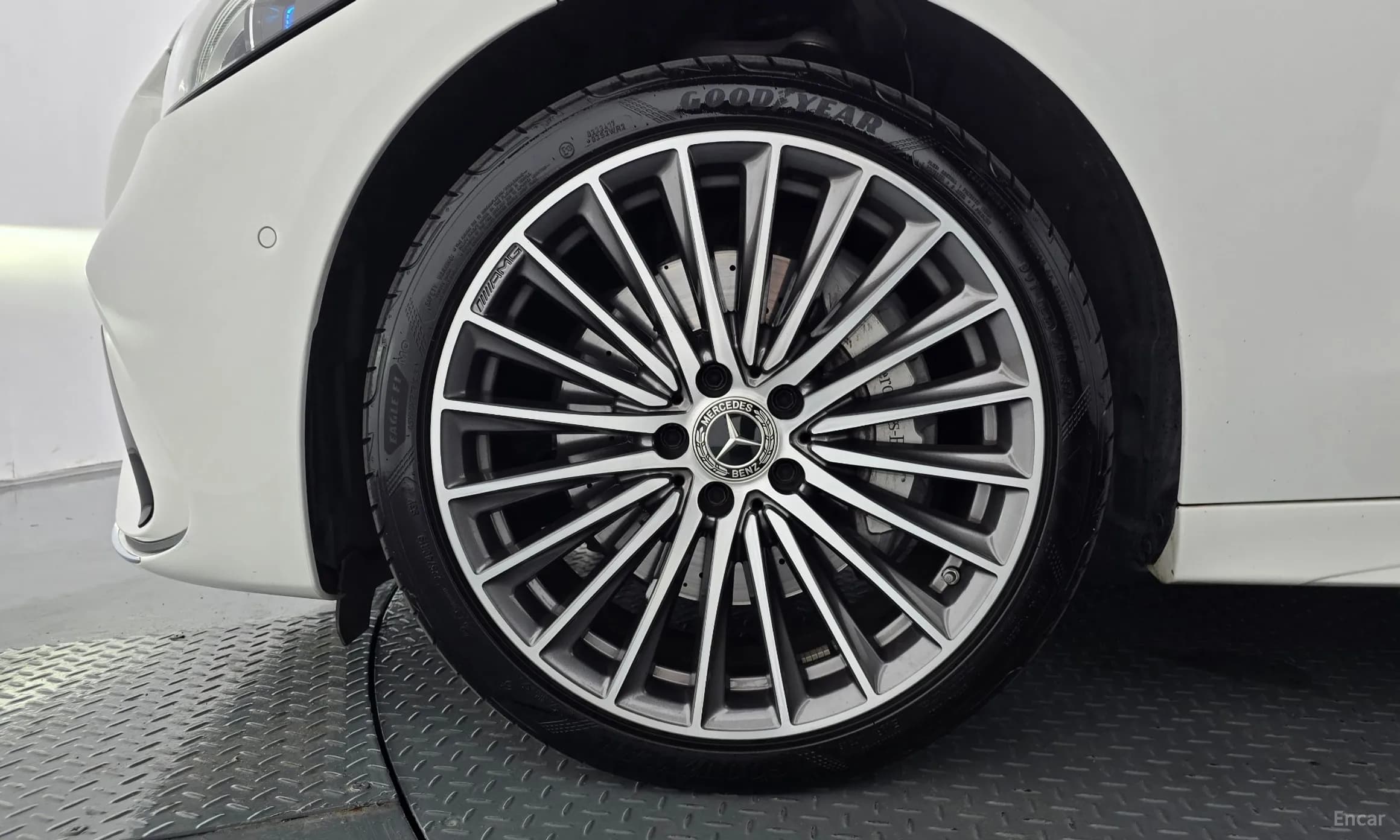 C-Class W206