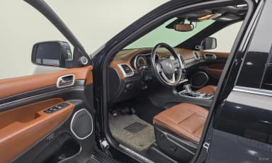 Grand Cherokee