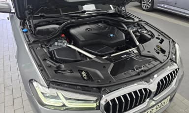 5 Series (G30)