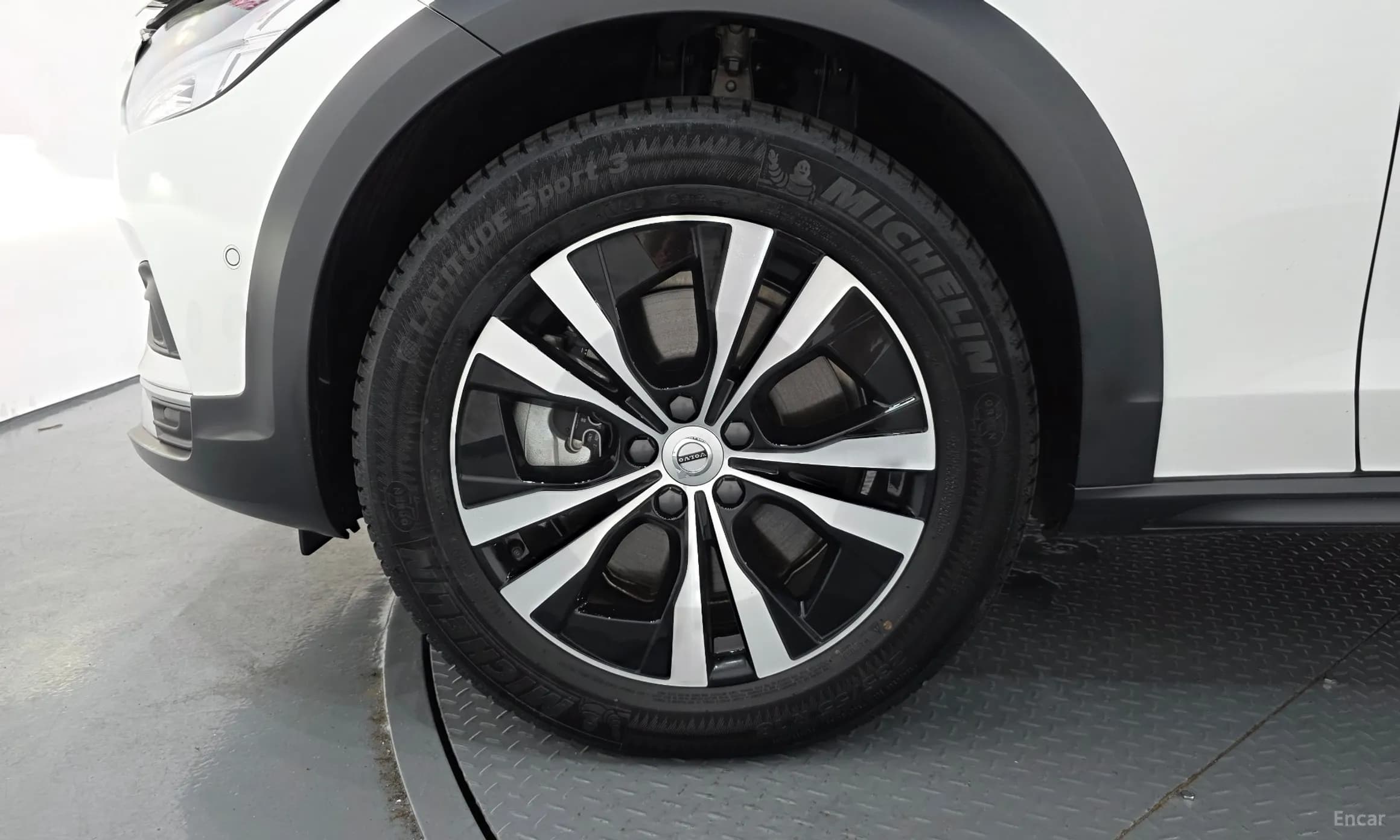 V90 Cross Country