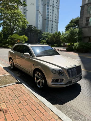 Bentayga