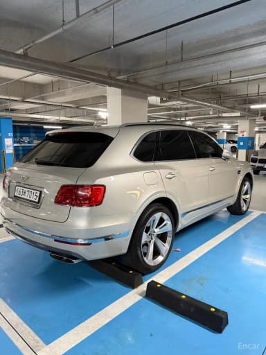 Bentayga