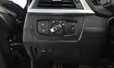 Series 4 (F32)