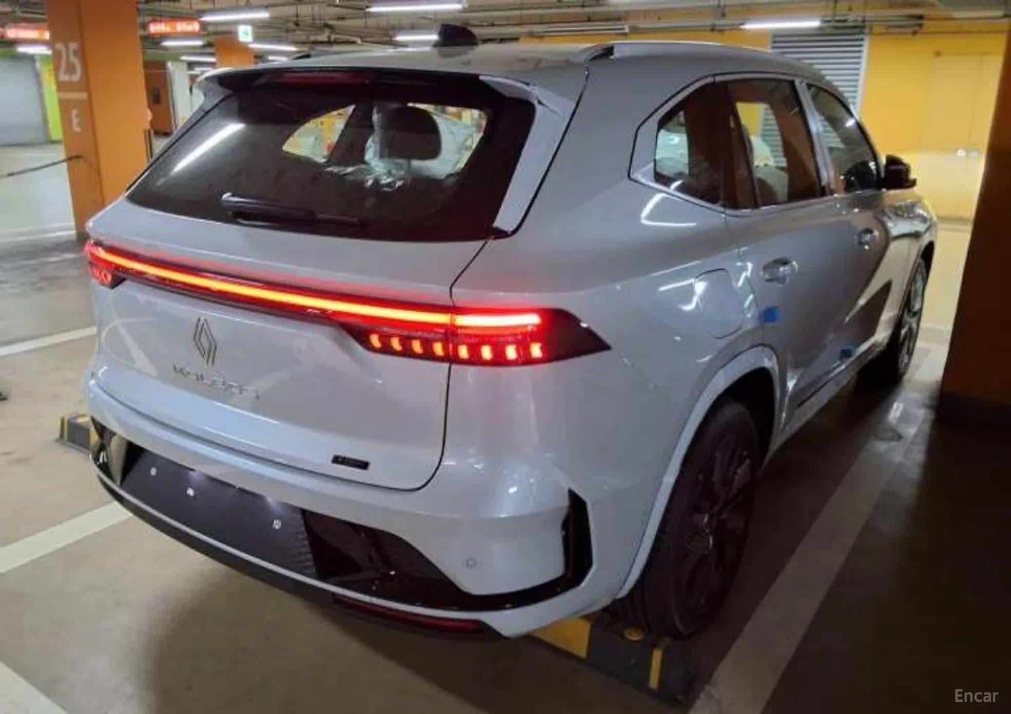 Grang Koleos