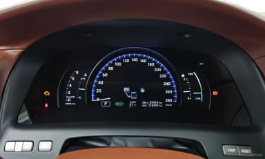 LS600hL