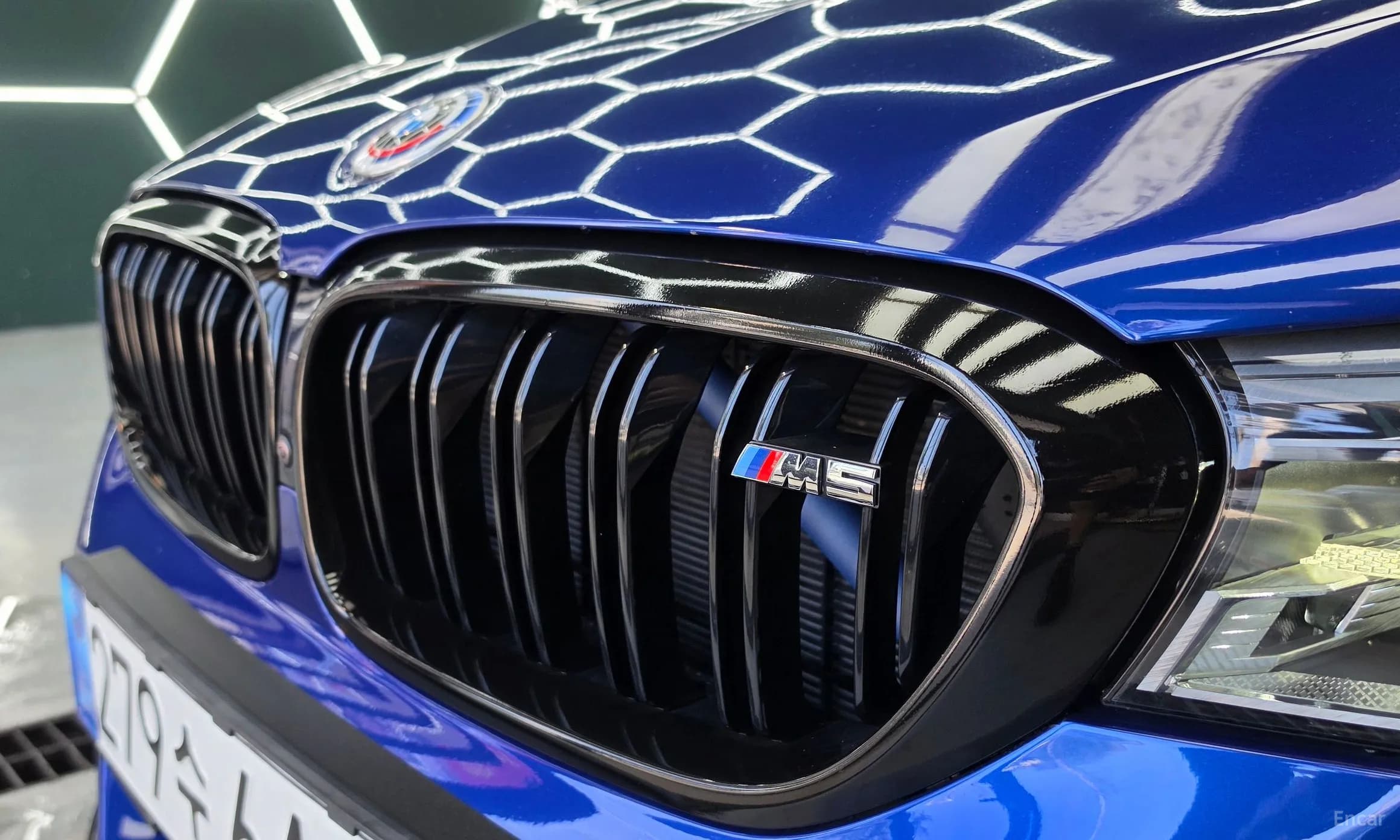 M5 (F90)