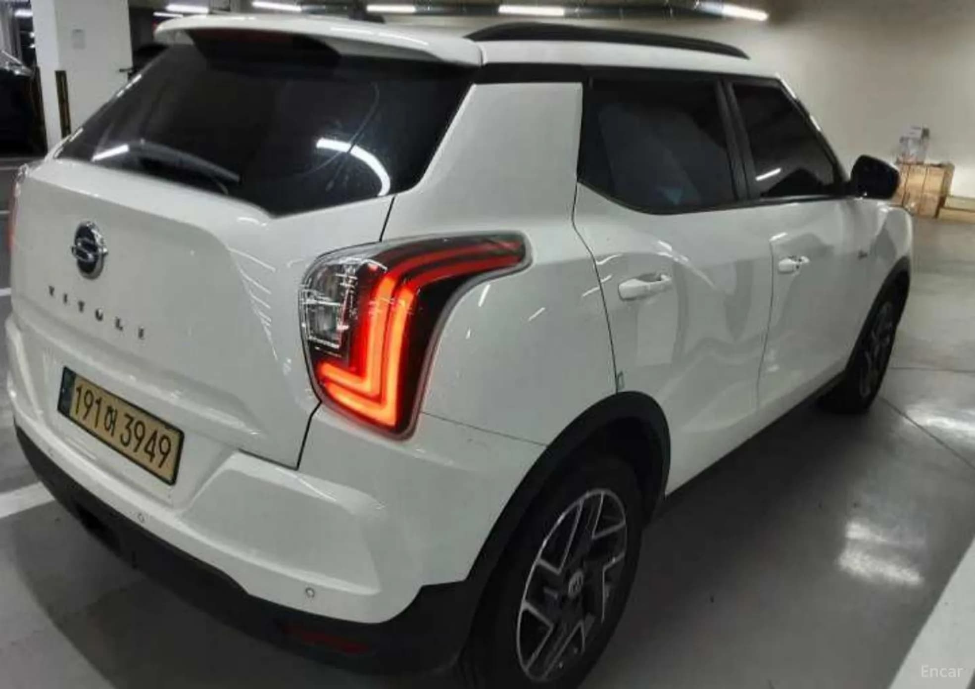 Berry New Tivoli