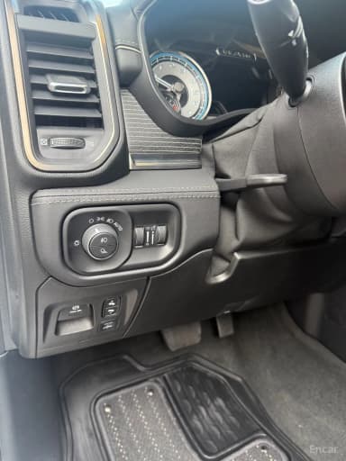 Lampickup