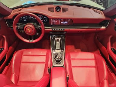 911 (992)