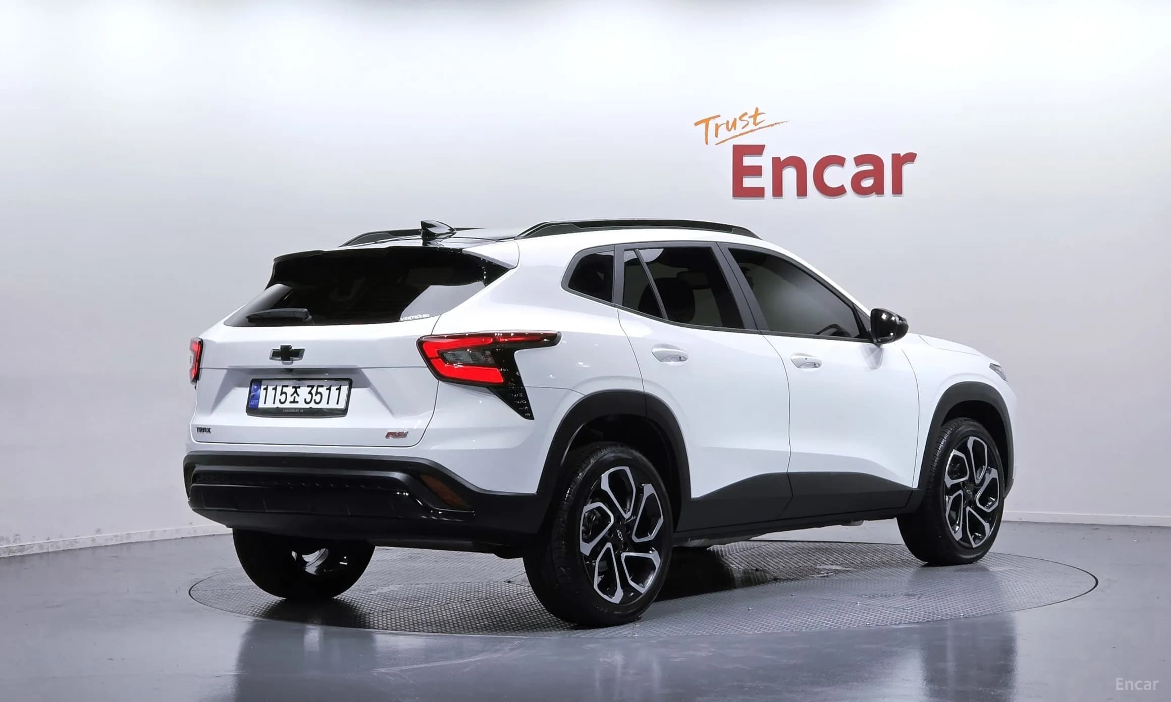 Trax Crossover