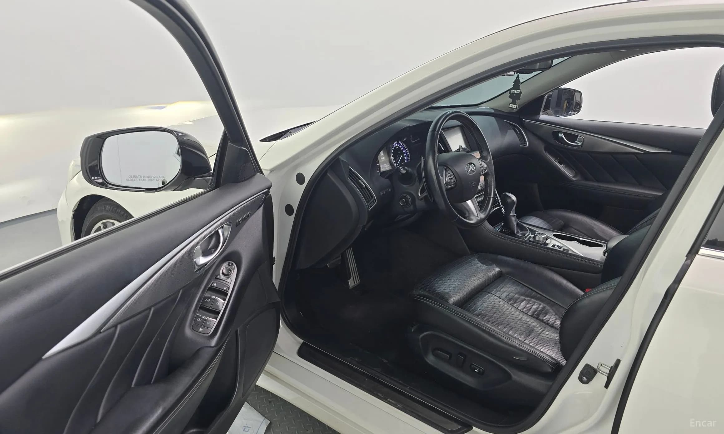 Q50
