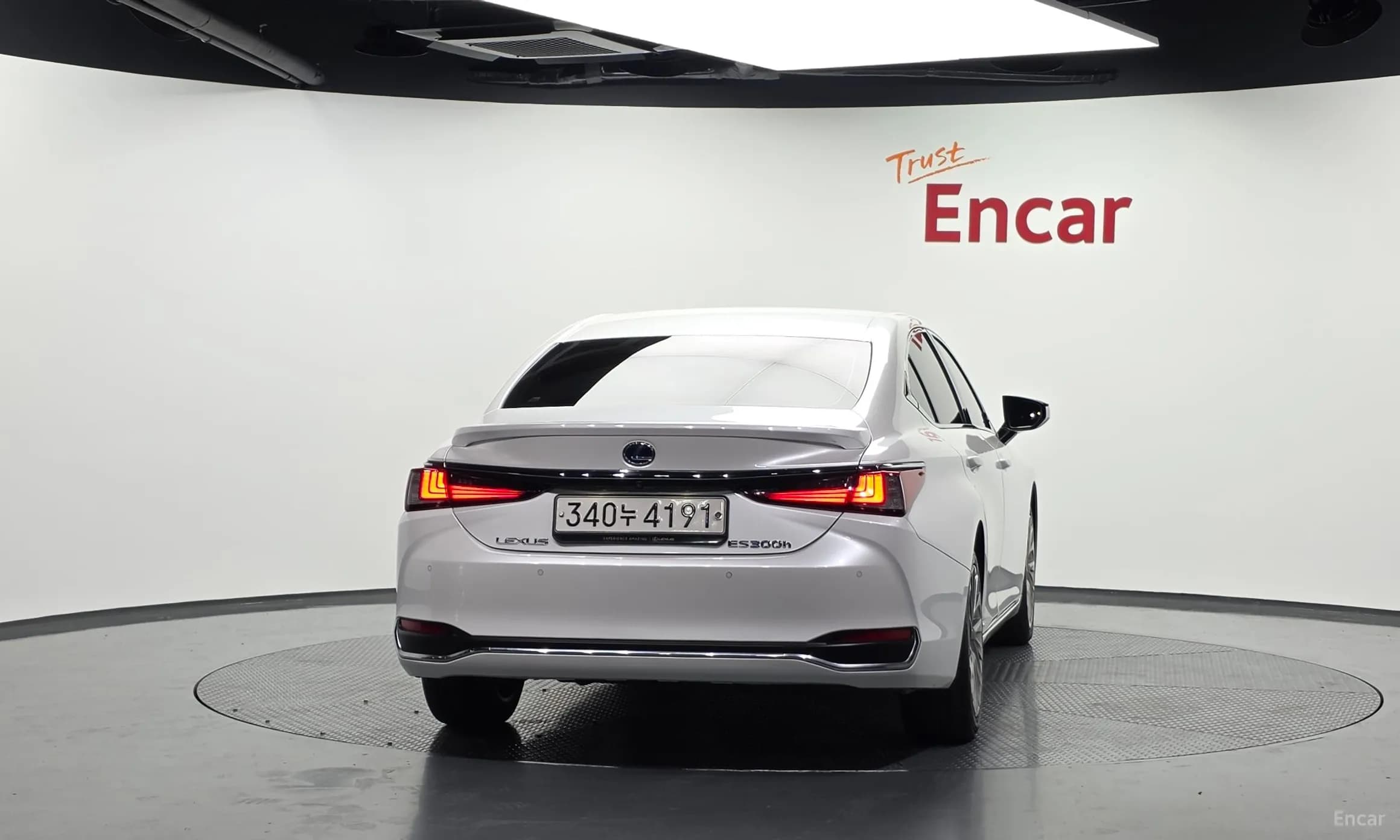 ES300h 7th Generation