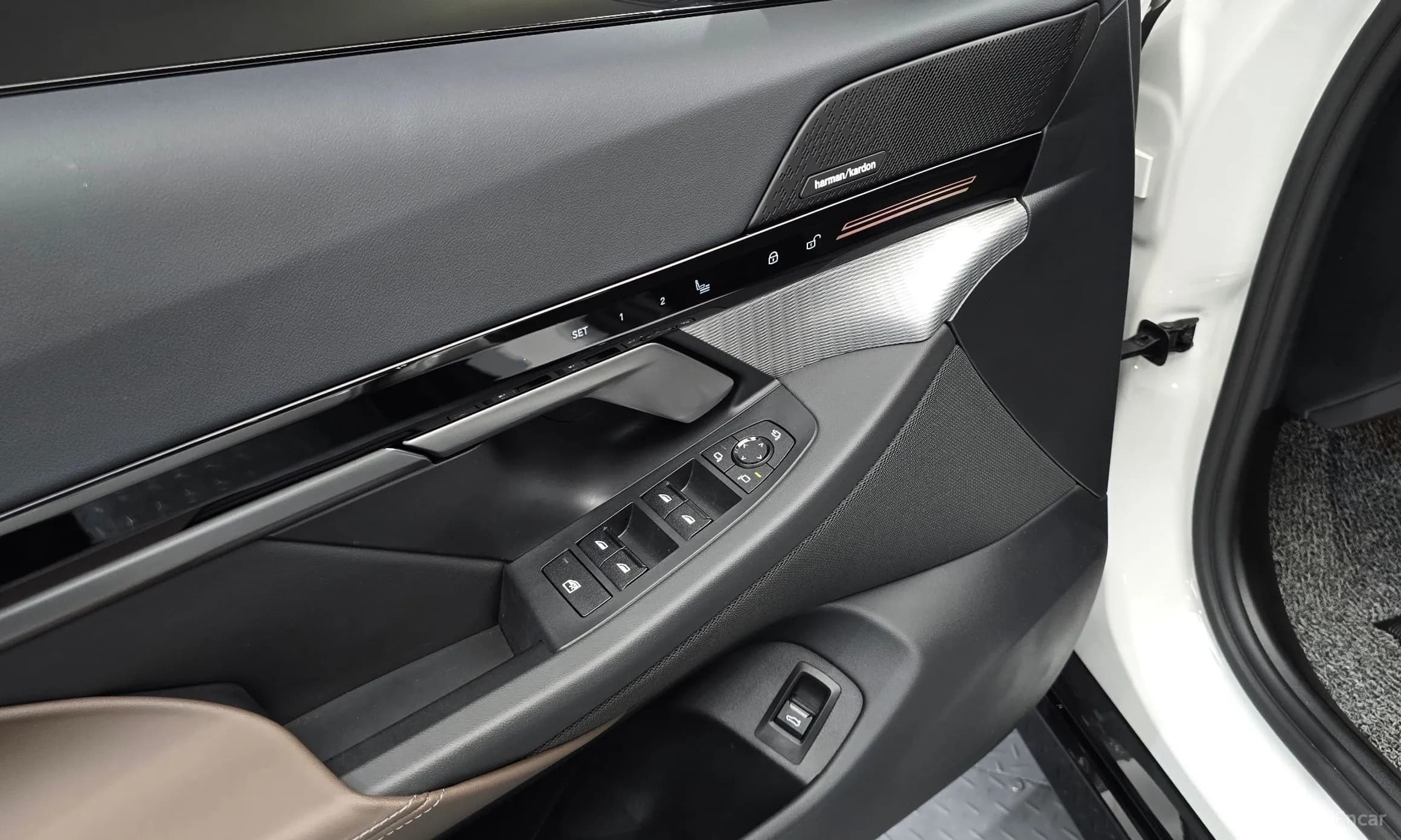 5 Series (G60)